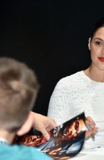 GLA GADOT at Justice League Autograph Signing at Comic-con in San Diego 07/22/2017