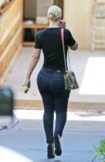 IGGY AZALEA Arrives at a Friend