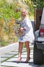 IGGY AZALEA Out and About in Los Angeles 07/16/2017