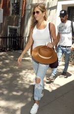 JENNIFER ANISTON Out in New York 07/19/2017