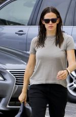 JENNIFER GARNER Arrives at a Church in Pacific Palisades 07/02/2017