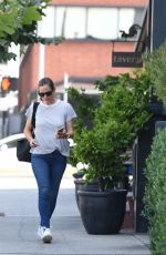 JENNIFER GARNER at Upscale Eatery Tavern in Brentwood 07/03/2017