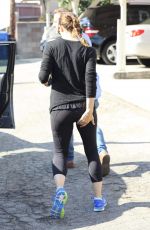JENNIFER GARNER Leaves a Gym in Los Angeles 07/08/2017