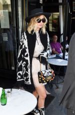 JENNIFER LAWRENCE Shopping at Avenue Montaigne in Paris 07/03/2017