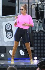 JENNIFER LOPEZ at Rehearsal for Macy