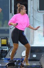 JENNIFER LOPEZ at Rehearsal for Macy