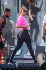 JENNIFER LOPEZ at Rehearsal for Macy