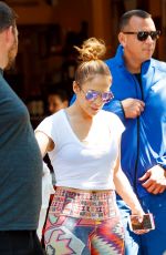 JENNIFER LOPEZ Out in New York 26/07/2017