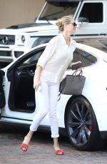 KATE UPTON Out and About in Bever;y HIlls 07/27/2017