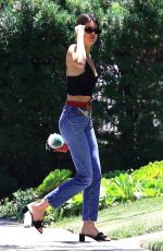 KENDALL JENNER in Tight Jeans Leaves a Friend