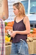 KIERNAN SHIPKA Shopping at Farmer