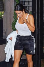 KIM KARDASHIAN Leaves a Photoshoot in New York 07/11/2017
