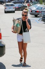 LEA MICHELE Shopping at Whole Foods in Los Angeles 07/06/2017