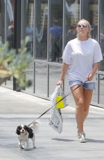LINDSEY VONN Out Sshopping with Her Dog in Beverly Hills 07/09/2017