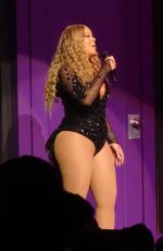 MARIAH CAREY Performs at Ceasar