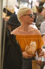 MICHELLE WILLIAMS Out and About in Rome 07/15/2017