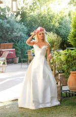 PAMELA ANDERSON at Her Ephemeral Vegan Restaurant Opening in Ramatuelle 07/04/2017