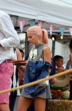 PIXIE LOTT at House Festival in London 07/07/2017