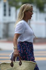 REESE WITHERSPOON Leaves Gwyneth Paltrow