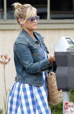 REESE WITHERSPOON Out and About in Los Angeles 06/30/2017