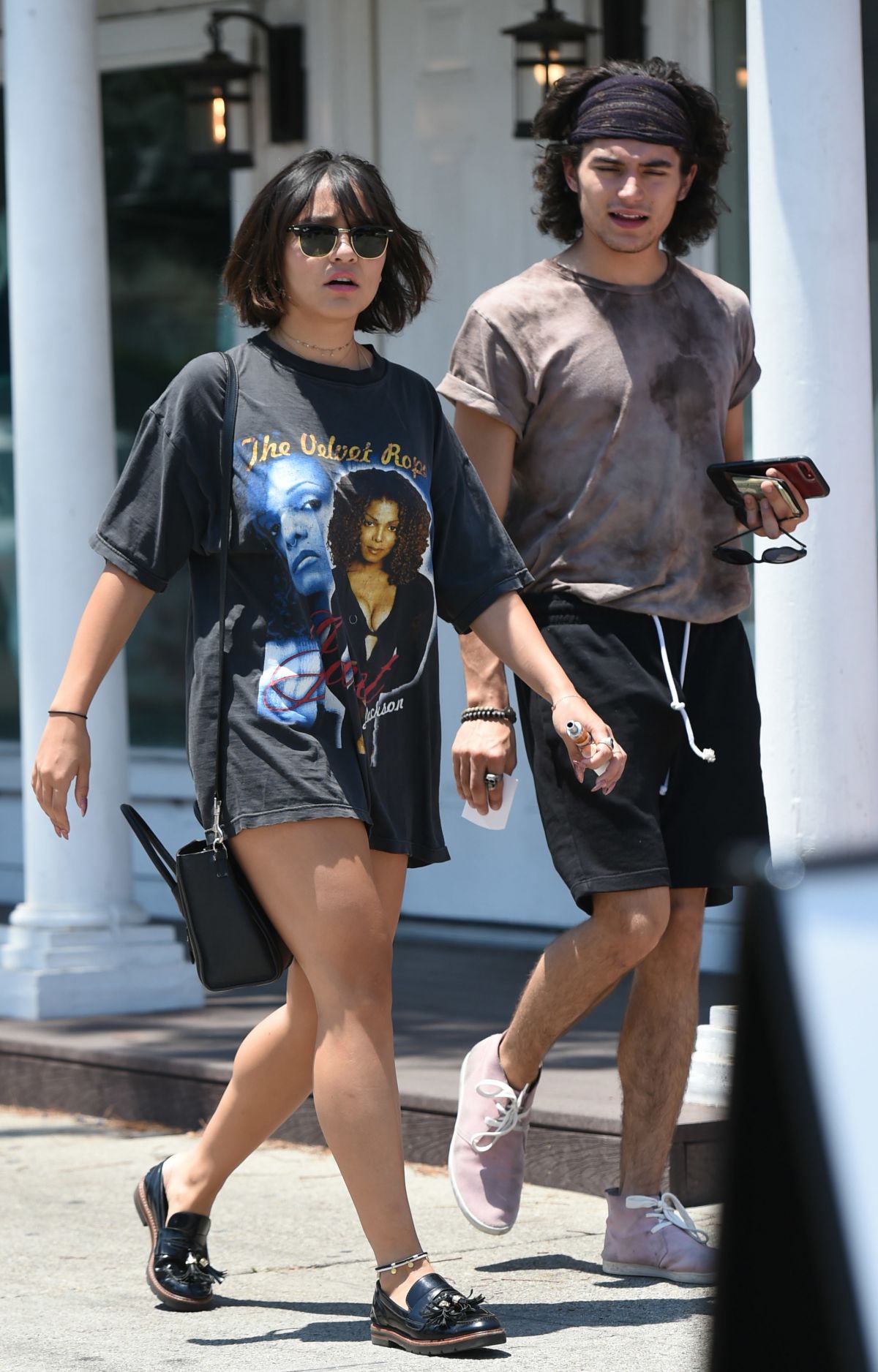 STELLA HUDGENS Out for Lunch with a Friend in Los Angeles 07/06/2017 STELLA HUDGENS Out for Lunch with a Friend in Los Angeles 07/06/2017