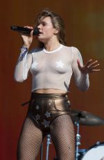 TOVE LO Performs at British Summer Time Festival in London 07/02/2017