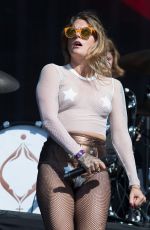 TOVE LO Performs at British Summer Time Festival in London 07/02/2017