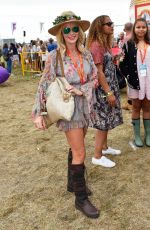 AMANDA HOLDEN at Big Festiva in Kingha in Oxfordshire 08/26/2017