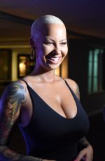 AMBER ROSE at Sugar Factory American Brassiere in Miami Beach 08/19/2017