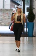 AMBER TURNER Out in Essex 08/21/2017