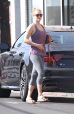 AMY ADAMS Arrives at a Pilates Class in Hollywood 08/19/2017