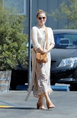 AMY ADAMS Out and About in Santa Monica 08/27/2017