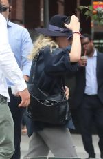 ASHLEY OLSEN Leaves an Office in New York 08/22/2017