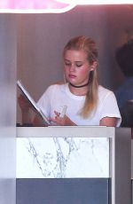 AVA PHILLIPPE Working as a Hostess at Pizzana Pizza in Brentwood 08/21/2017