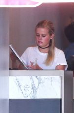 AVA PHILLIPPE Working as a Hostess at Pizzana Pizza in Brentwood 08/21/2017