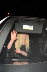 AVRIL LAVIGNE Leaves Delilah