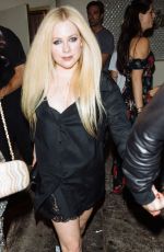 AVRIL LAVIGNE Leaves Delilah