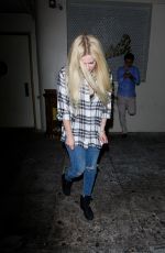 AVRIL LAVIGNE Leaves Delilah