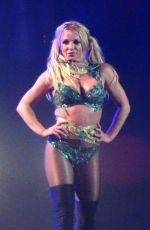 BRITNEY SPEARS Performs at Planet Hollywood in Las Vegas 08/11/2017