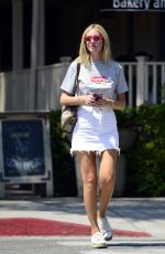 CHIARA FERRAGNI Out and About in Los Angeles 08/30/2017