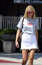 CHIARA FERRAGNI Out and About in Los Angeles 08/30/2017