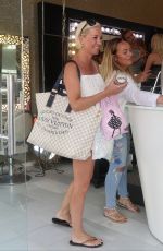 DENISE VAN OUTEN Arrives at Golden Tarts Hair Salon in Marbella 08/07/2017