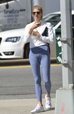 DEVON WINDSOR Out and About in New York 08/19/2017