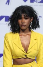 DIAMOND WHITE at 2017 MTV Video Music Awards in Los Angeles 08/27/2017