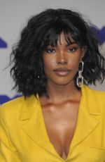 DIAMOND WHITE at 2017 MTV Video Music Awards in Los Angeles 08/27/2017