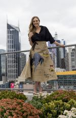 ELIZABETH OLSEN on the Set of a Photoshoot in Melbourne 08/26/2017