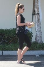 ELIZABETH OLSEN Shopping at Master Hardware in Van Nuys 08/18/2017