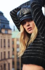 ELSA HOSK in Elle Magazine, Sweden August 2017