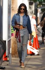 EMILY RATAJKOWSKI o the Set of I Feel Pretty in Boston 08/11/2017