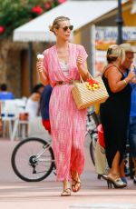 EVA HERZIGOVA and Gregorio Marsiaj Out in Varigitti 08/20/2017